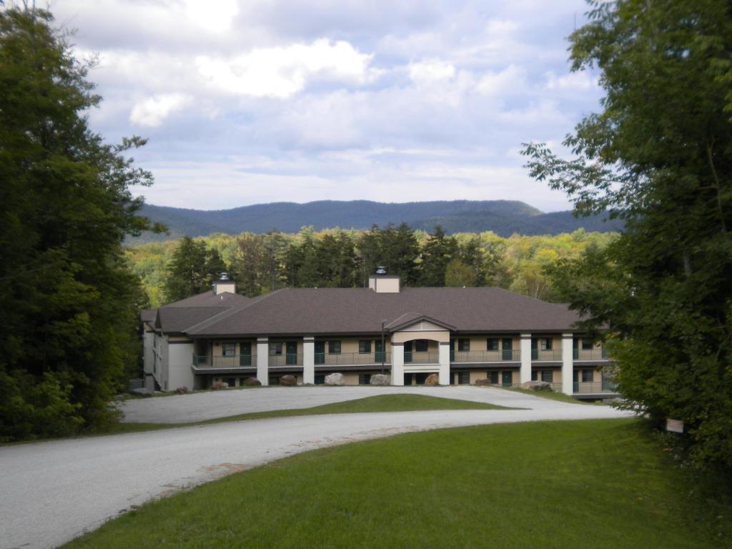 Hillside Inn Киллингтон Экстерьер фото