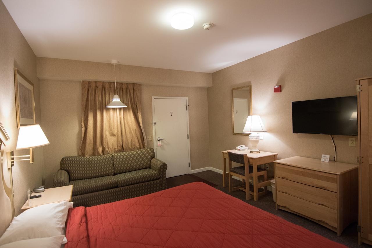 Hillside Inn Киллингтон Экстерьер фото