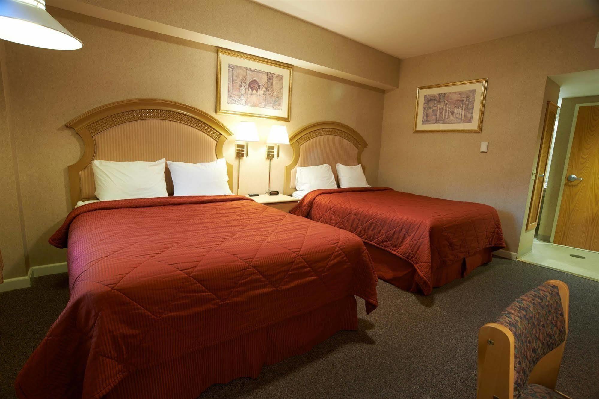 Hillside Inn Киллингтон Экстерьер фото